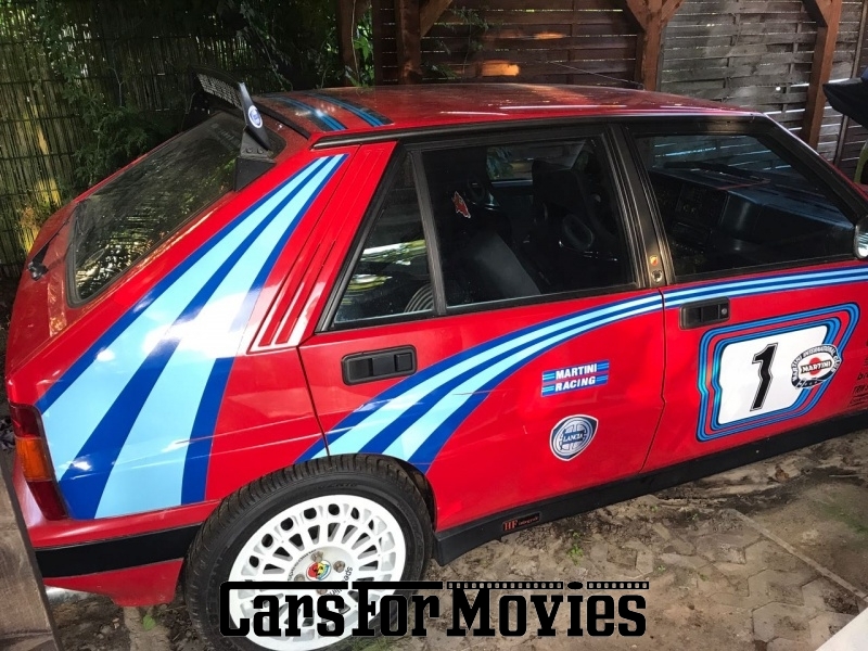 CarsForMovies | Lancia Delta Integrale Turbo Martini  1990 Italien Rot Schwarz Zivilfahrzeug Sportwagen Berlin 3491 Oldtimer Rallye Motorsport 
